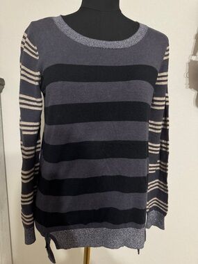Romeo & Juliet Couture Black and Gray Striped Women's Sweater